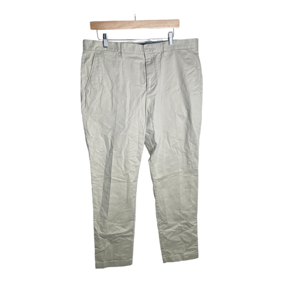 J. Crew Men's Khaki 770 Straight Pants Size 36W X 32L NWT - Picture 1 of 8